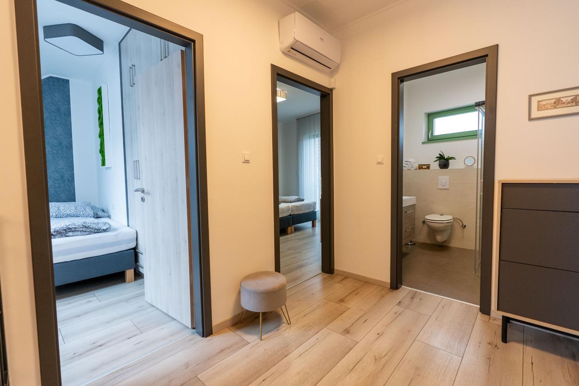 Jokai Apartman Dunafoldvar Eksteriør bilde