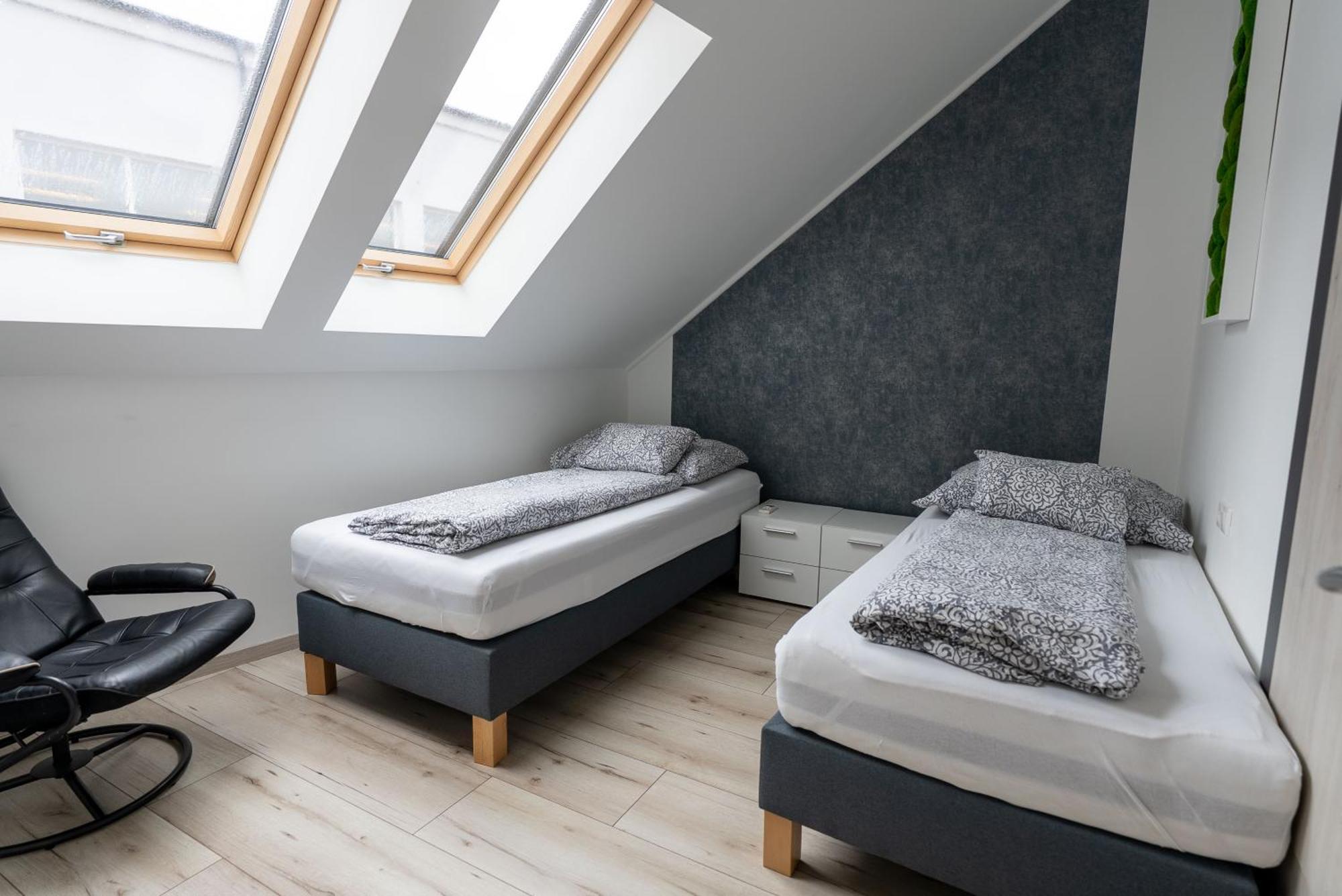 Jokai Apartman Dunafoldvar Eksteriør bilde